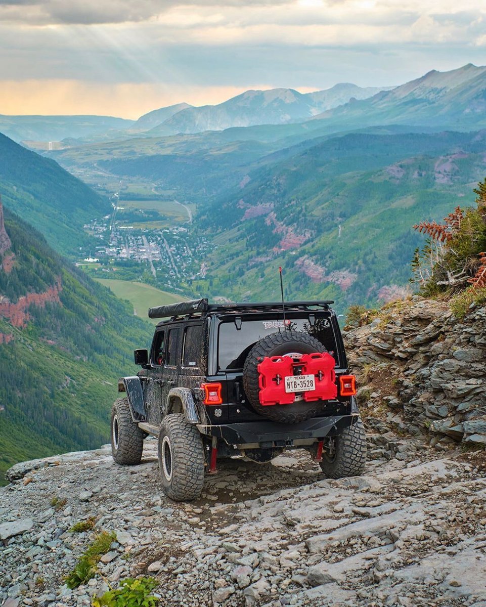 Relax and enjoy the view☀️🌲
.
📸: @wrangleradvs
.
Looking for Mopar OE Parts & Accessories click here-> myoeparts.com
.
#jeep #jeepwrangler #wrangler #mopar  #jeepjlu #rubicon #4x4 #overland #offroad #overlanding #trails #adventure #explore #colorado #liftedjeep