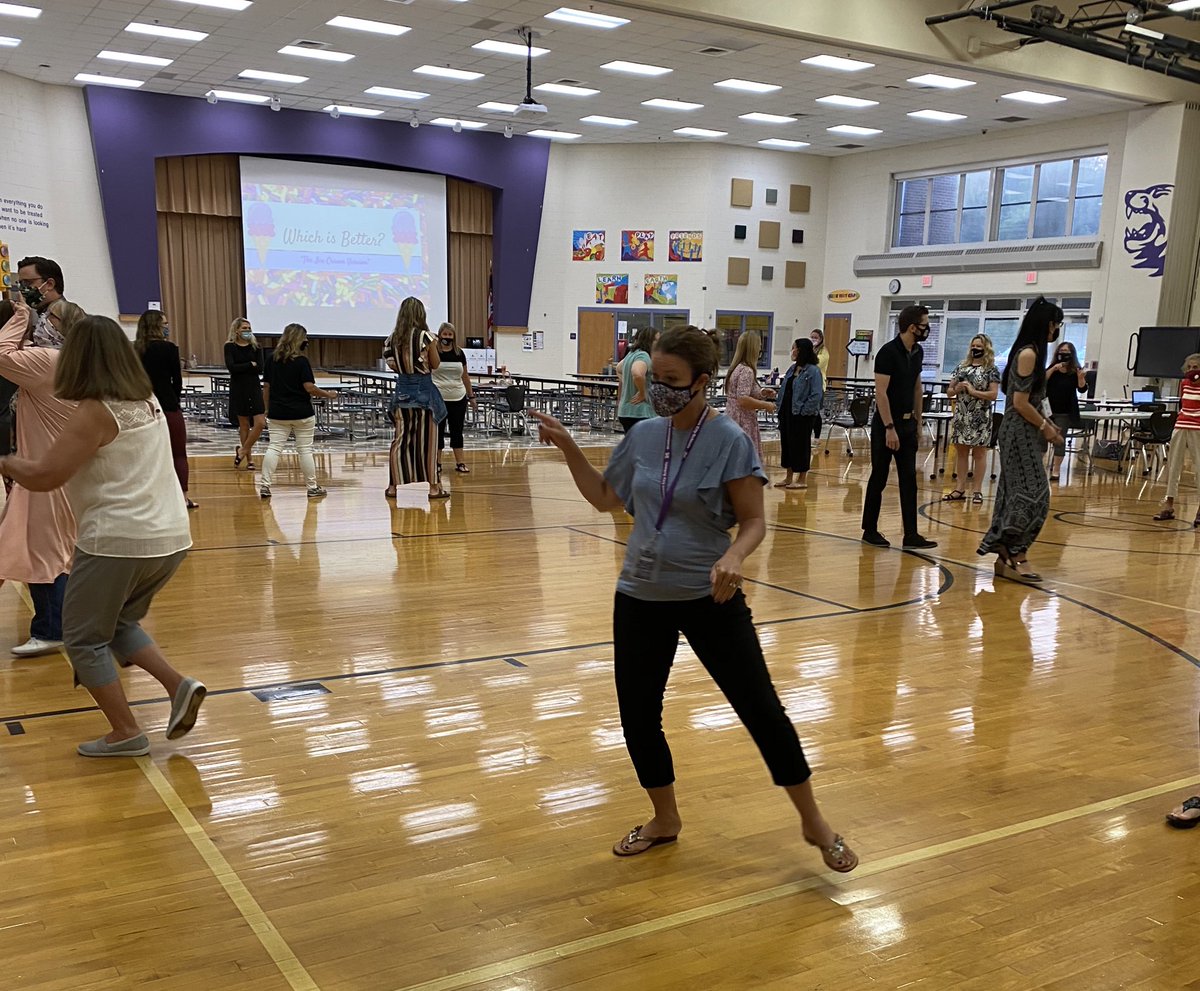 Wildwood_Tweets's tweet photo. Staff Meetings! 📝📝Collaborate, interact, set the stage. The marathon continues! #WildwoodWins #MiddieRising https://t.co/ZGa21aTC0T