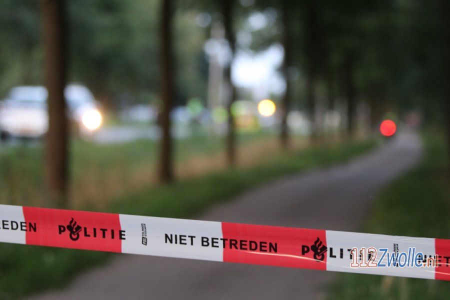 Politie #Zwolle onderzoekt wapenvondst. 112Zwolle.