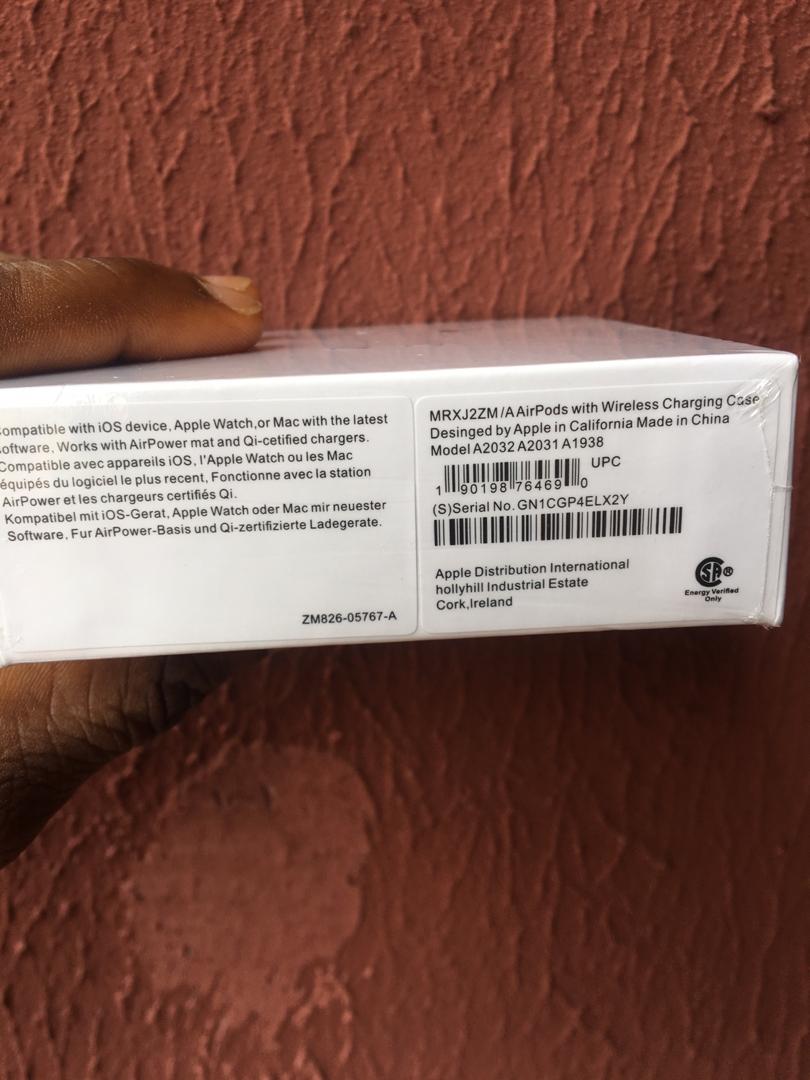 Jerryprotocol's tweet image. Hey there, I have Airpod 2 wireless charging case for 50k, also I have IPhone Xsmax 64gb and iPhone Xs 64gb available for 280k and 220k respectively.. Dm or WhatsApp 09099912284
Ozil wizkid #30BG Lagos #Jerusalema #BBNAIJAXPatriciaBIZ