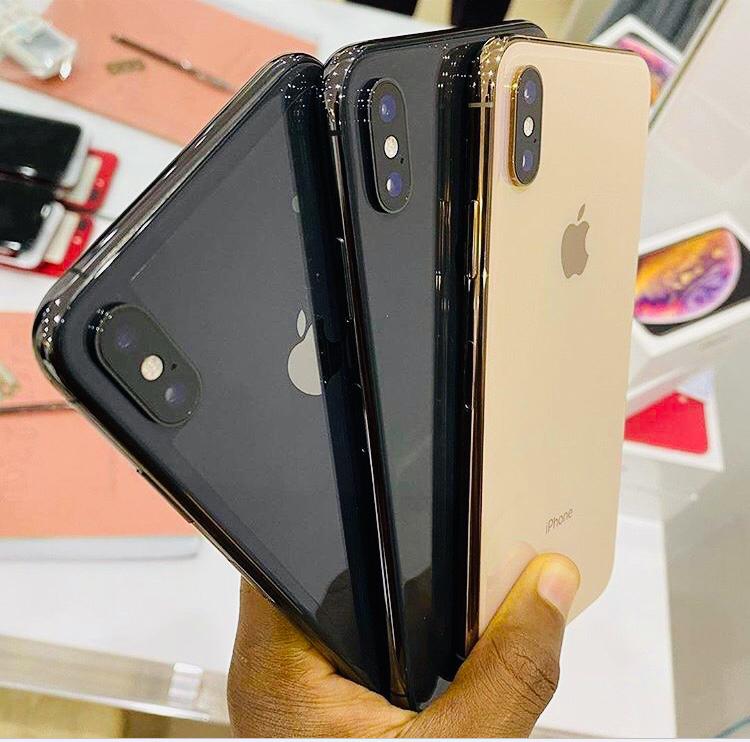 Jerryprotocol's tweet image. Hey there, I have Airpod 2 wireless charging case for 50k, also I have IPhone Xsmax 64gb and iPhone Xs 64gb available for 280k and 220k respectively.. Dm or WhatsApp 09099912284
Ozil wizkid #30BG Lagos #Jerusalema #BBNAIJAXPatriciaBIZ
