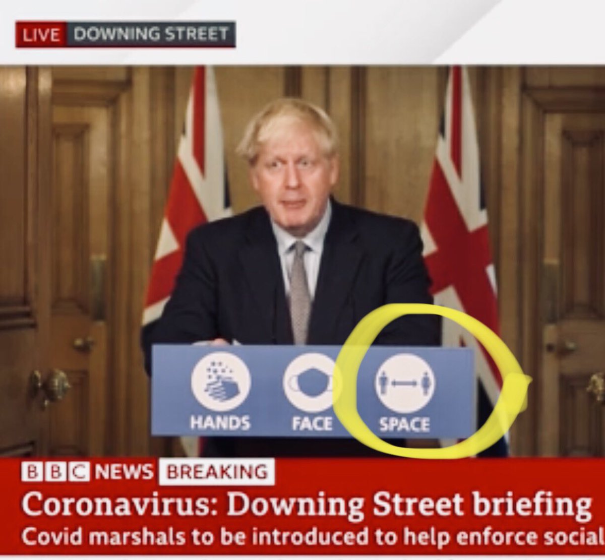 lara_kinneir's tweet photo. Itโs only taken SIX months for #space to be included in #Covid19UK guidance. #SpatialDistancing not #SocialDistancing https://t.co/tMfBXI043X