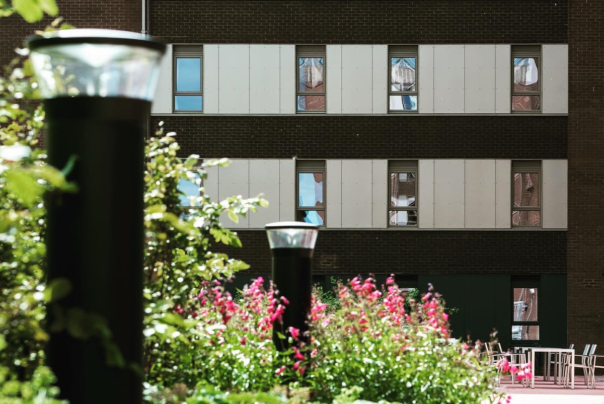 S1Developments's tweet image. Proud to announce @S1Developments have just delivered 359 student beds for @landg_uk and their tenants @EdinburghUni. Great effort by all involved to complete on time and on budget during a challenging period. #studentlife #studentliving #edinburghuni #ontimeonbudget #dealdone