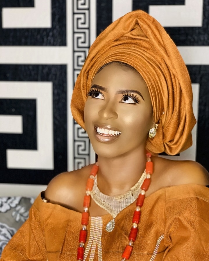 glambykinah's tweet photo. Happy birthday momma...llnp๐๐๐
Makeup&gele:@glambykinah
#kinah #kinahsfaces #glambykinah #birthdayglam #traditionalinspiration #lagosmua https://t.co/ZJ3goPZlYJ