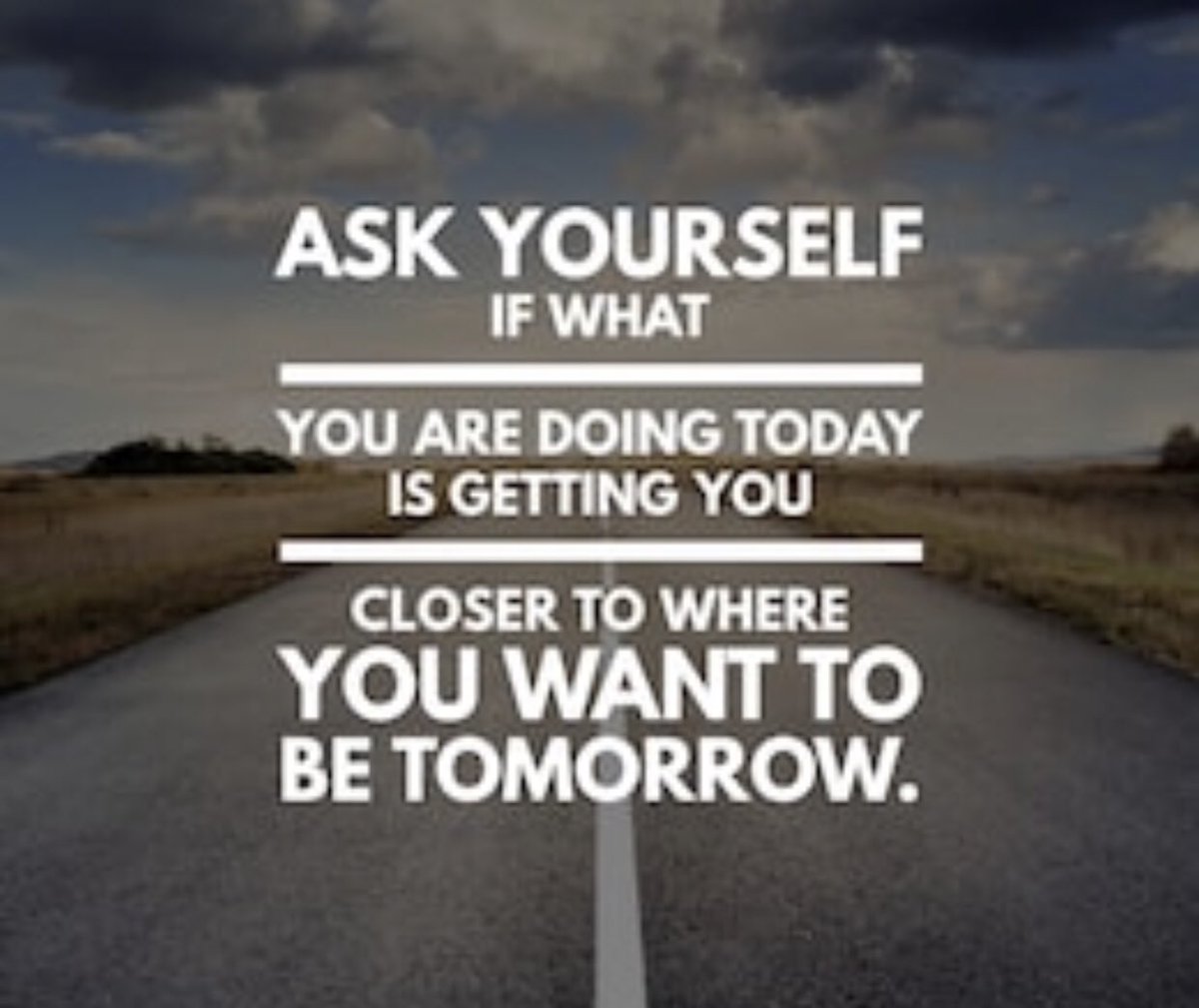 21coachC's tweet photo. Day 2 Huskies!  Reminder you can find all of our PE links on the Husky House website. We look forward to meeting all of our new students today!  @FrsdMrsQ @Ms_K_frsd @IbachMr @RFIShuskies @FlemRarSchools https://t.co/sKgS9s3cwt
