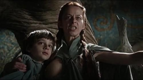 gitweeta's tweet photo. Jayden and mum remind me of... https://t.co/5Np0FWOY2s