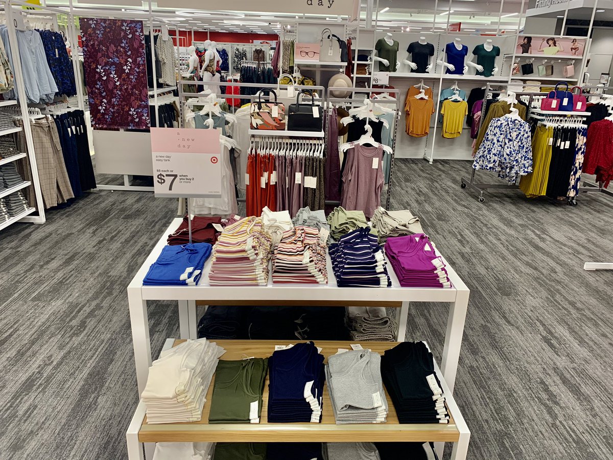 DrzymalaStephen's tweet image. #Fall but make it #Florida 🍂😁🍁 #anewday #fallinflorida #autumn #AND #style #target #targetstyle #fashion #shorts and #tanks @Visual_Emily @VisualMiami @CCasarez1 @aldenkooken @Cynthiagallo7