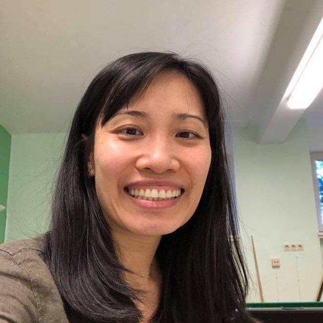 the_ewing's tweet photo. A big congratulations to Nhu Phan, newly appointed Associate Senior Lecturer (Assistant Professor) in Analytical Neurobiochemistry 👏 busy managing a highly successful scientific research career and new parenthood @goteborgsuni @AndrewEwing11 #ewinggroup https://t.co/cHuomJ1zJF