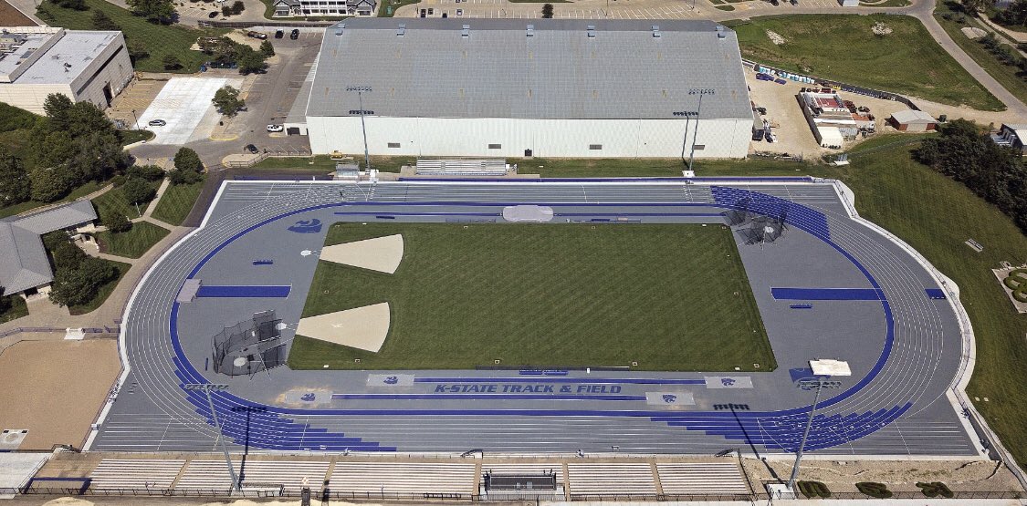 coachhersom's tweet image. @KXnOMorningRush @TravisCreates my 2 cents #ArtInAthletics making running tracks look this cool!  #BuiltByBeynon #MakingFastLookGood