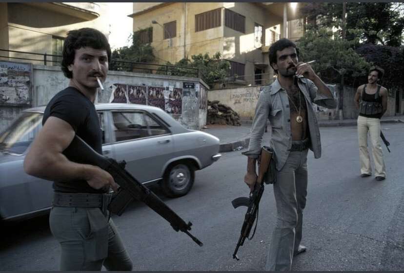 Soldats membre du parti « Ahrar » lors de la guerre civile libanaise  (1975-1990)
