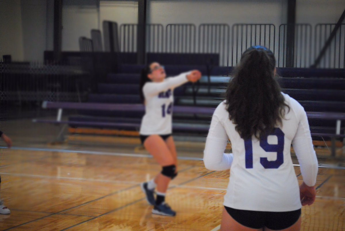 lizaarae's tweet photo. #volleyball https://t.co/5MincrS0eh