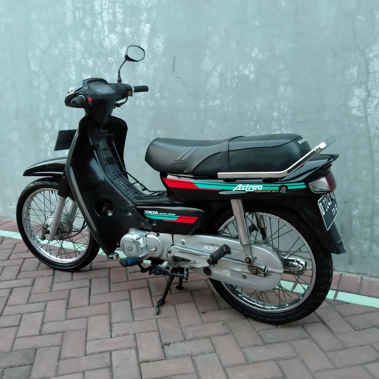 Suka Mobil Tua On Twitter Dijual Honda Astrea Legenda 2002 Surat Komplit Plat D Pajak Kaleng Off 2017 Kelistrikan Semua On Kecuali Speedo Konci Stang Aktif Mesin Enak Kaki2 Empuk Minus Pajak Suka Mobil Tua On Twitter Dijual Honda Astrea Legenda 2002 Surat Komplit Plat D Pajak Kaleng Off 2017 Kelistrikan Semua On Kecuali Speedo Konci Stang Aktif Mesin Enak Kaki2 Empuk Minus Pajak