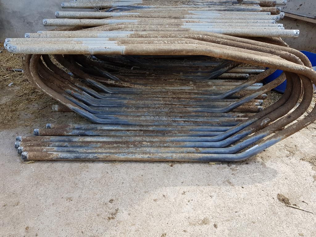 46 teemore sand cubicles for sale.
Loops only. Offers 07855498292
Northwich Cheshire