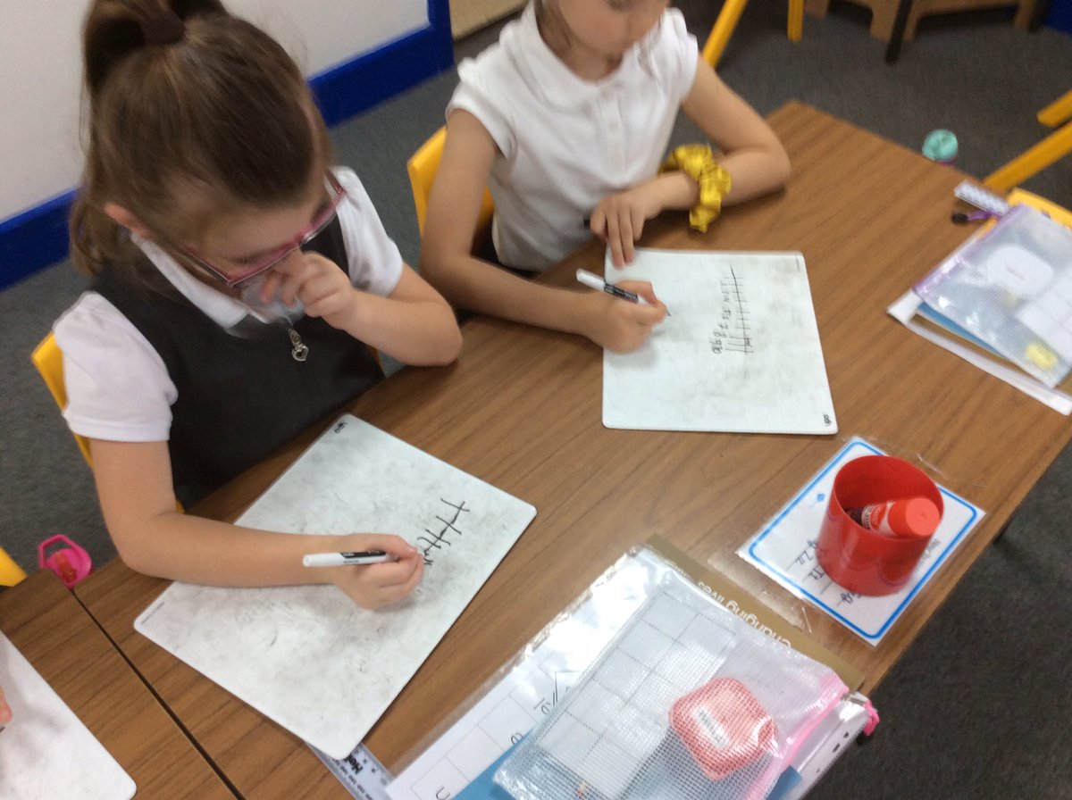 EPA_Y1_Y2's tweet photo. Working hard on our number lines in Dolphins! @DeltaEstcourt #EPAMaths https://t.co/hEPcmJijkC