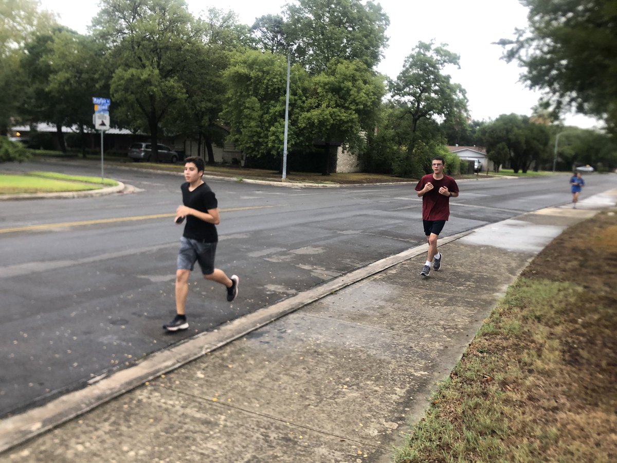 macarthurxc's tweet image. This morning’s run was with grateful hearts. So thankful for the rain, and the opportunity to rise and do what we love, yet again! #riseandgrind #wontbeoutworked #finishonE