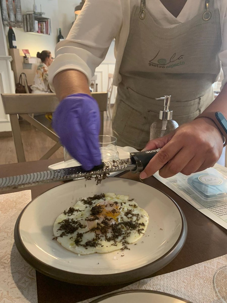 andgastrotur's tweet photo. Una nueva experiencia de @foodiespain en @lolagastro La Zubia #Granada
.
#HaciendoAcademia
#HaciendoAndalucía https://t.co/pkKC6EAnjr