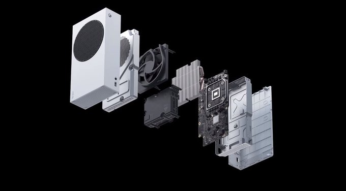 EhebxSSUYAECvM6?format=jpg&name=small