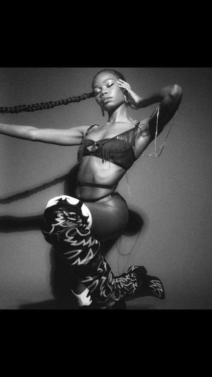 BeverlysSecret's tweet image. Happy Hump day! 

Black is the color of the week so make sure you watch the live fb video from Monday for 50% off black items and the 75% off clearance items! 🖤🖤🖤

❗️❗️We are open for appointments only as of right now!  We can now do appointments everyday!  Just DM us