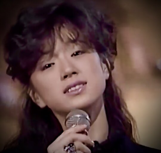 Twitter 上的 Vzclub 中森明菜 Solitude 1985年リリース この年は ミ アモーレ で始まり サンド ベージュ そしてこの曲 次曲が年を越えて Desire 凄まじいばかりの彼女の存在感 80年代j Popアイドルは素晴らしいボーカリスト T Co 5ay3oxlznd