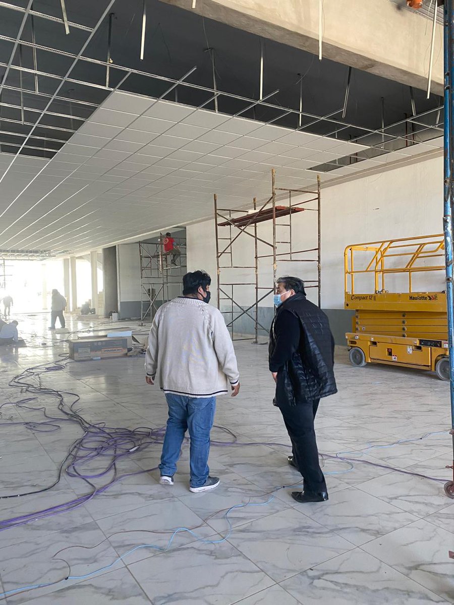 ishiiargentina's tweet photo. Recorriendo y supervisando los avances de las obras de la futura Facultad de Medicina de José C. Paz. La educación es nuestra prioridad por eso llevamos adelante espacios para que los alumnos puedan aprender y desarrollarse profesionalmente en las mejores condiciones. https://t.co/IqTyCMOcuO