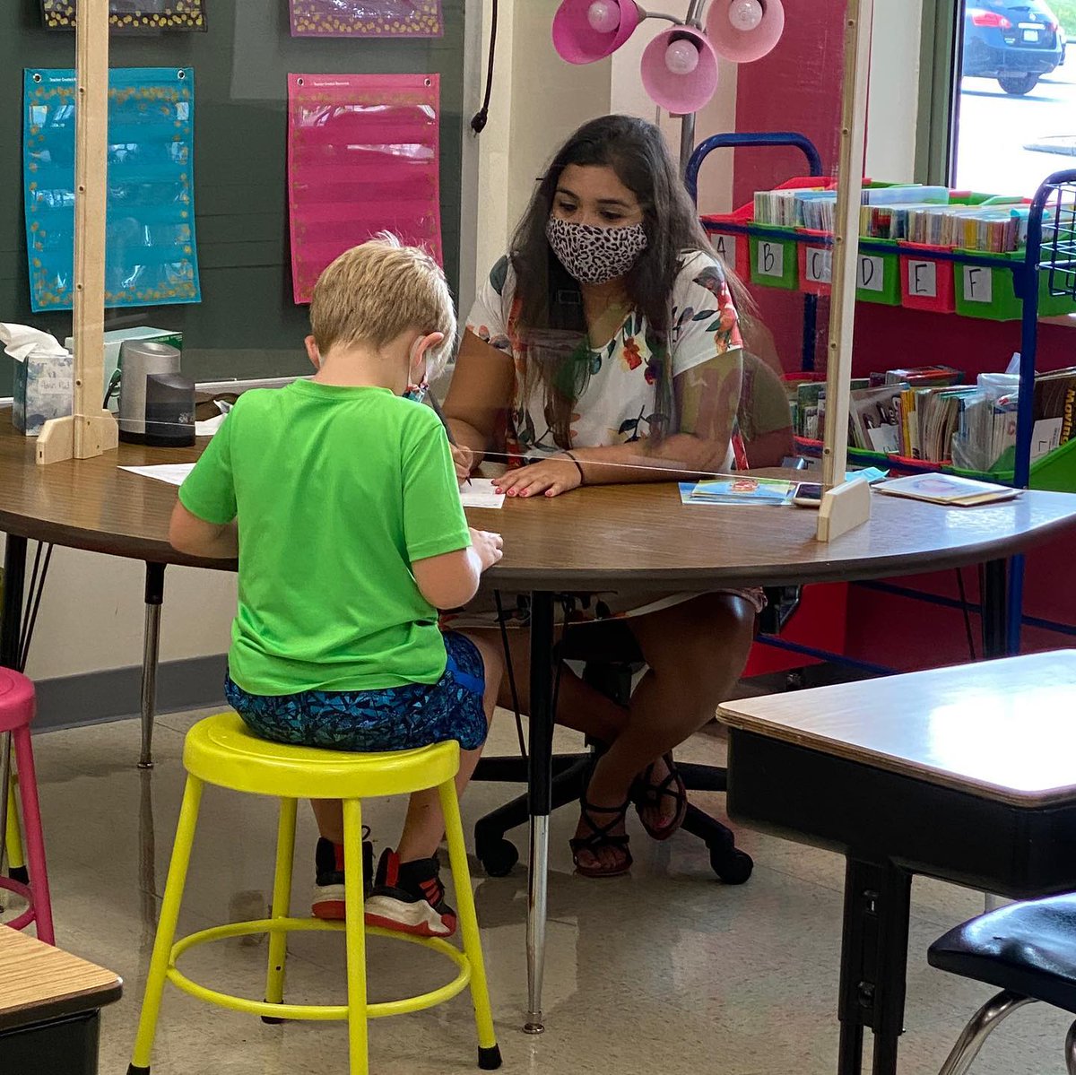 Teachers at schools across the district have begun meeting with students in-person for one-on-one interventions. If your child is having a hard time with virtual learning, please do not hesitate to reach out to their teacher or school. #msdr9