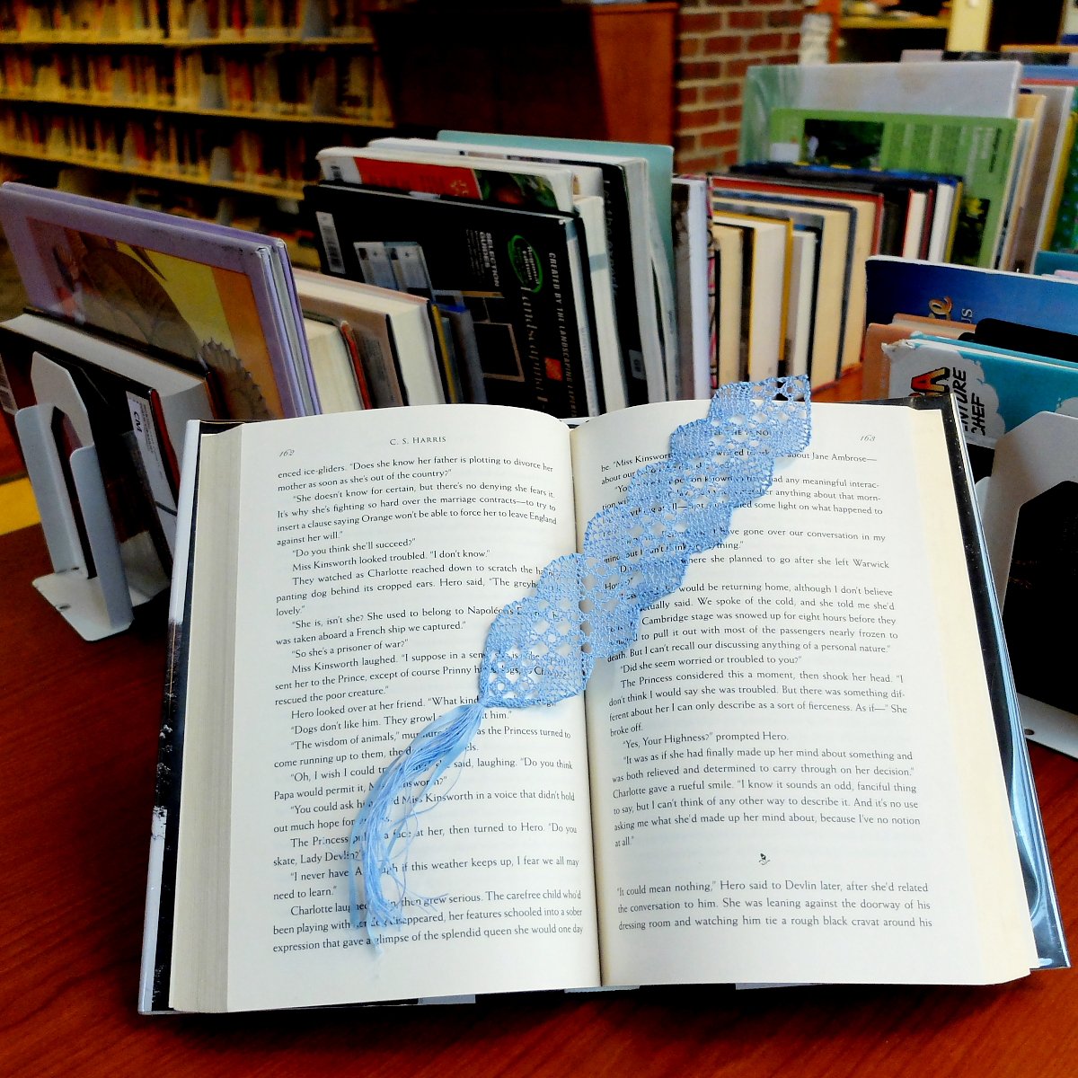 MCPL_Libraries's tweet photo. Check out this beautifully hand-crocheted bookmark left for an #OlneyLibrary staff as a thank you! The staff went out of her way to include the next book in a series requested by the customer, as part of MCPL's Holds To Go. #CustomerService https://t.co/vNjJJrcjCf