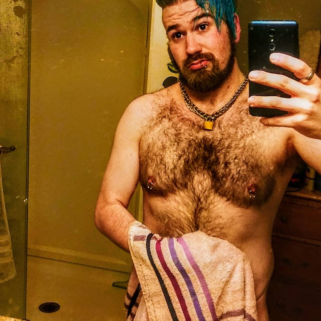 #NewProfilePic https://t.co/CdqPIzFnL8
