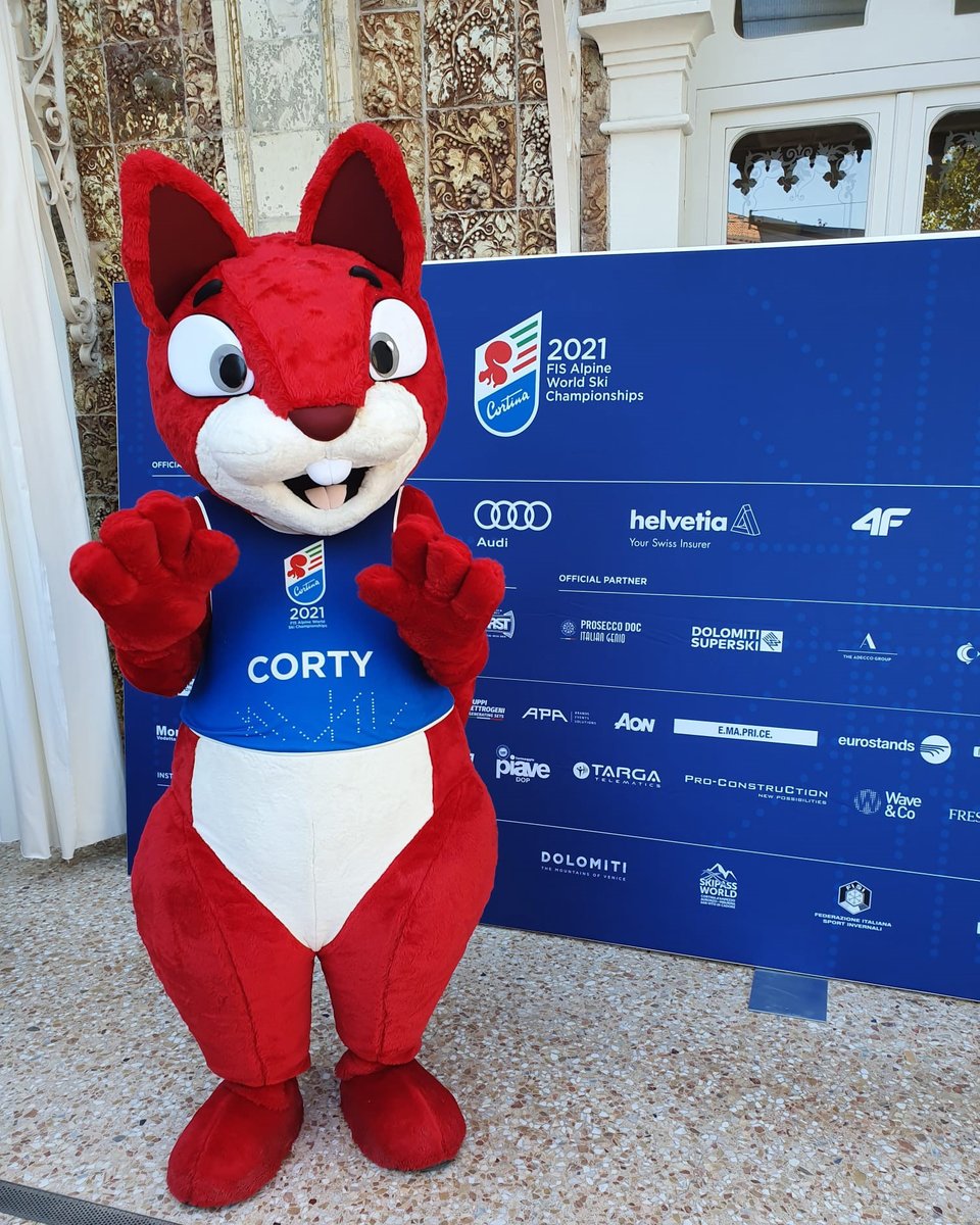 TargaTelematics's tweet photo. ❄️⛷Targa Telematics Technical Supplier di Cortina 2021 @fisalpine partecipa all'evento "Ciak si scia!". E’ l’occasione per promuovere Cortina e proiettarsi verso la prossima stagione invernale e i Mondiali di sci: stay tuned!
#roadtocortina2021 @cortina2021 #TeamTarga https://t.co/f0MC9O75qp