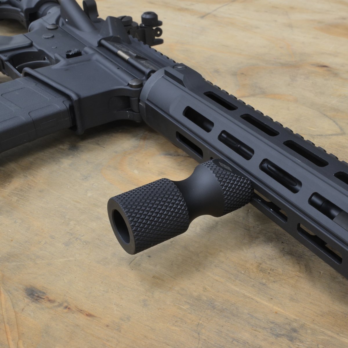yhmachineco's tweet photo. Adequately sized to allow the hand to take control of the front of the rifle, but not large enough to get in the way. Comes with either M-lok® or Keymod® mounting and with or without a battery storage compartment.
#yankeehillmachine #ar15 #verticalgrip #pewpew #pewpewlife https://t.co/j9DXeqx27o