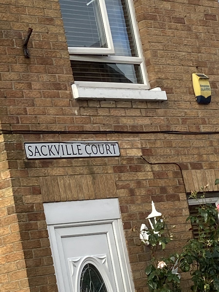 3.  #Belfast My family lived at 38 Brown Street. Houses in Brown Street & Boyd Street typical of the type of dwelling that used to be everywhere pre redevelopment. My Nana rented in Sackvile Street in 1930s. All gone now & modern development there called Sackville Court. 