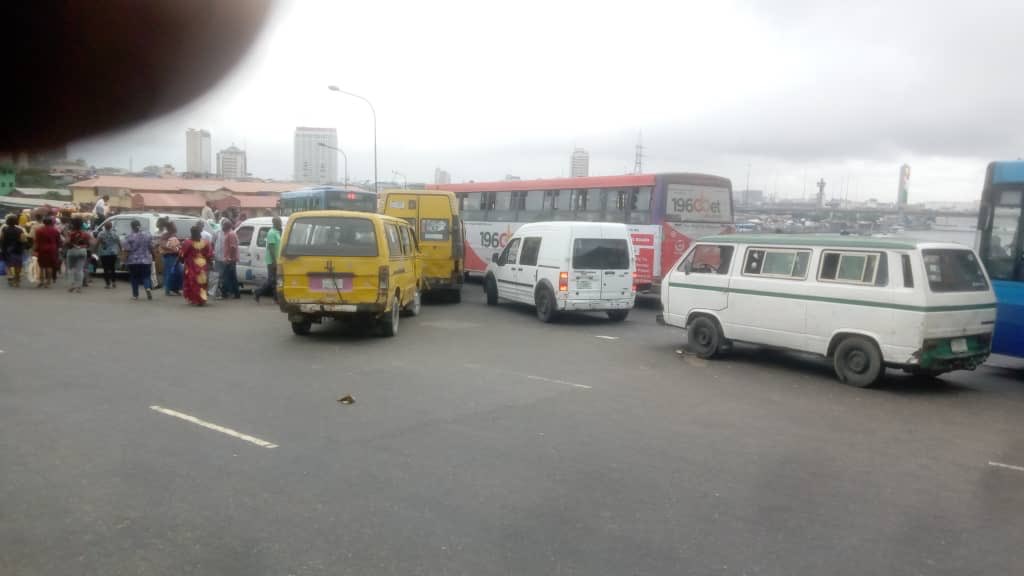 trafficbutter's tweet photo. [2:50PM] #EbuteEro #IjoraOlopa #LASTMATrafficReport Traffic is heavy inward Ebute Ero and Ijora Olopa respectively at the moment. @trafficbutter @trafficbutter #followLASTMA https://t.co/CoxqMJxZqO VIA @followlastma