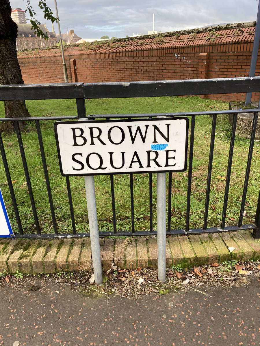 4.  #Belfast Family rented in old Peters Hill & Gardiner Street in Brown Square area during late 19th & 20th century. 