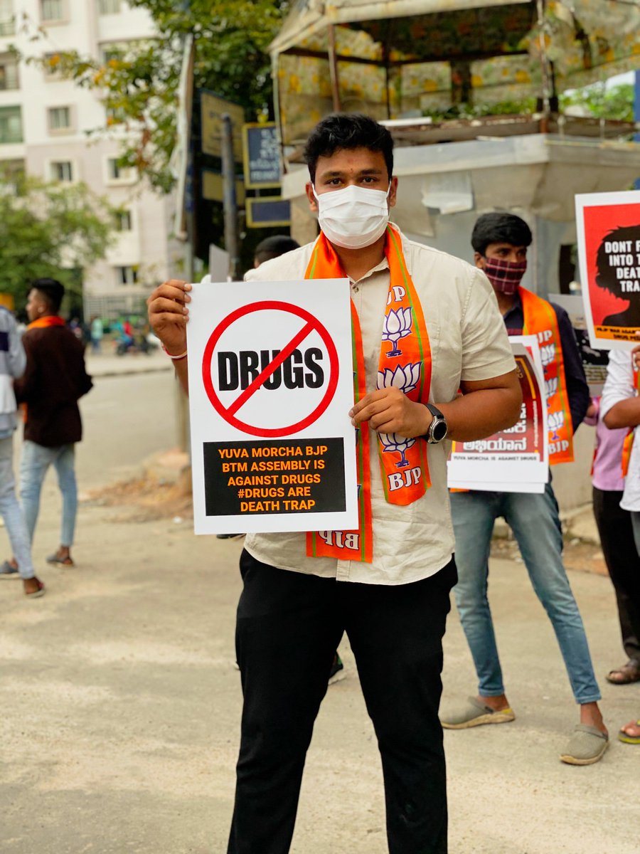 cmonish1996's tweet photo. BJYM ANTI-DRUGS CAMPAIGN
@BJYMKarnataka @BJYM @BJP4Karnataka @BJP4India @BSYBJP @ImSrinivas117
#SayNoToDrugs https://t.co/PNiWKamVjj