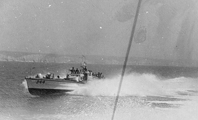 WW2TV's tweet photo. In a first for WW2TV we will stream in the dark! Live from a beach in Normandy at midnight plus 30 minutes. The dramatic story of Operation Aquatint. If you are unfamiliar with this story, you're in for a treat https://t.co/la8gIpcMkm #commando #combinedoperations #normandy https://t.co/27RoYRRKcv