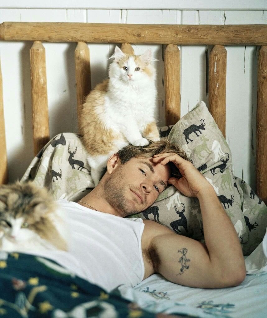 Chris Hemsworth: yes