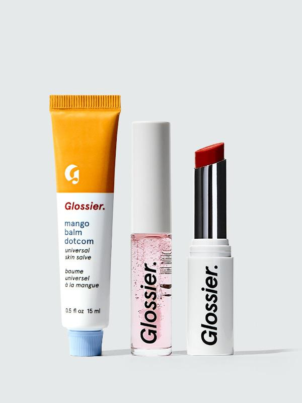 10 years later, what do you think the site is worth? Millions? 10s of millions?While that would be an insane success for a blog, it’s not even close to the correct answer of $1.2 billion. She turned it into the beauty brand Glossier.Billion dollar blogs aren't rare. A thread: