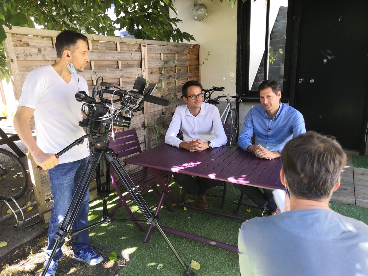 ecojoko's tweet photo. Nous sommes ravis d’avoir pu tourner aujourd’hui un reportage pour l'émission #OnALaSolution de @France3tv sur les solutions concrètes pour la Planète !
Rendez-vous en Novembre pour la diffusion 🐒 https://t.co/nMej55Y035