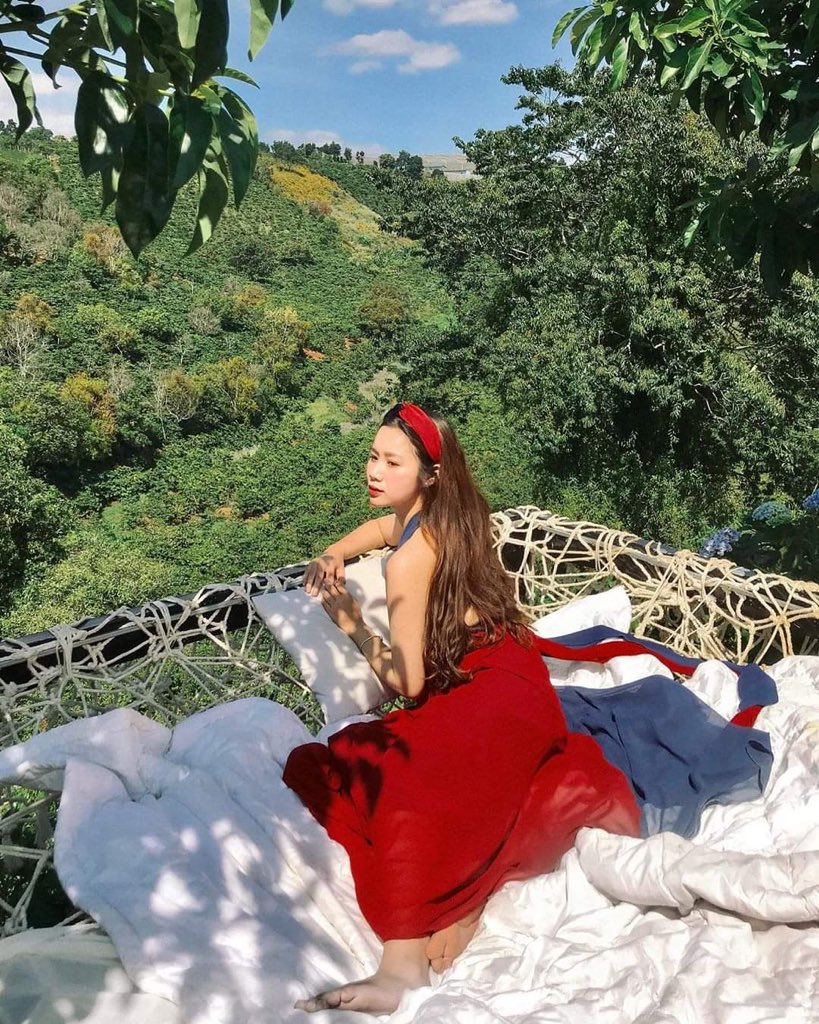 The Mayan people describe this movement of movements as one ‘no’ & many ‘yeses.’ The “no” is to the concentration of wealth & distribution of poverty.