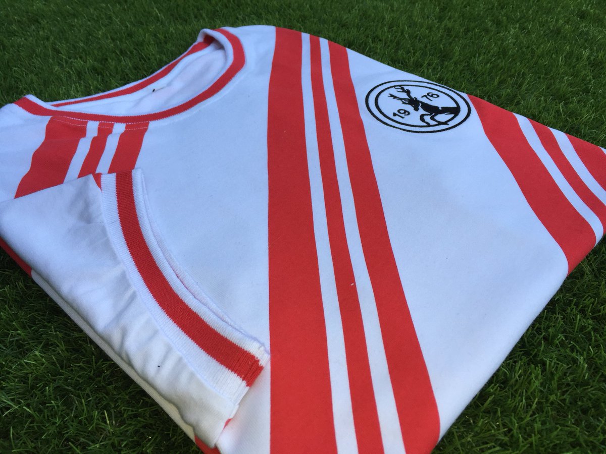 TheBroadhallWay's tweet photo. ⚠️GIVEAWAY⚠️

Before we release any news on price &amp; how to purchase, we’re doing a giveaway to say thanks for your support!

Simply retweet &amp; follow us for a chance to win our Fan-Made Shirt inspired by Boro’s ‘96 Jersey. 

Winner announced tomorrow 5pm.

#ByTheFansForTheFans 👕 https://t.co/zewpM0c4QE