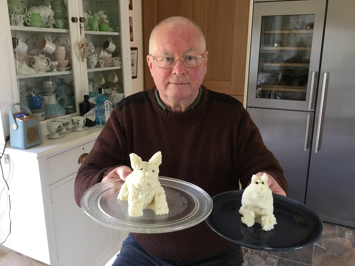 greyfriars_kirk's tweet photo. Enjoy this gallery, photos of fun inspired by #lockdownbobby. Absolute beginner's, sculpting pros, Scottish and far flung places, different dogs ππ©, and a range of materials (mashed potato! π) So much fun!! https://t.co/dPQEMxr9Lc https://t.co/mmurGoRGO4