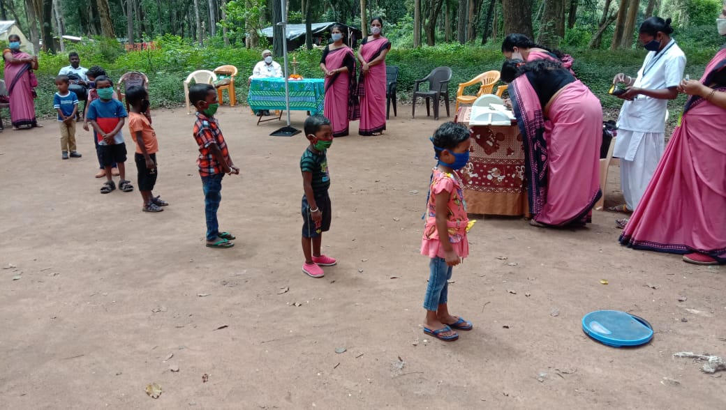 Well organised Screening drive  of 0-5 Yrs children at Tribal village, Madikeri / Kodagu District of Karnataka following COVID protocols organised jointly by Department of Women&amp; Child Development and Health.