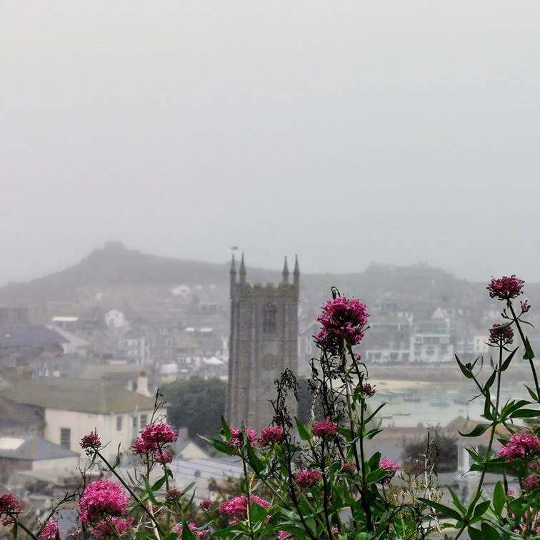 Beach Seeker has their work cut out today at St Ives as moist, mild air from the Atlantic and a weather front combine. Sunshine not far away. <a href="/BBCWthrWatchers/">BBC Weather Watchers</a>