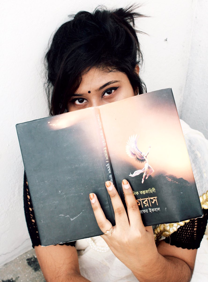 disha_saima's tweet photo. আঁধারে নয়,         
আলোতে ভয়,            
দৃশ্যগুলো শব্দময়            

#নিশ্চুপ_আ��ি https://t.co/CGOL3eJlLc