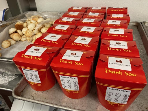 sonomafamilymeal (@socofamilymeal) on Twitter photo Cookie time! Thanks to <a href="/RRCasino/">River Rock Casino</a> for 1600 macaroons, oatmeal, sugar, & peanut butter chip cookies in these sweet little boxes for our <a href="/CorazonHburg/">CorazĂłn Healdsburg</a> families today!
It’s not always about just feeding people, it’s about bringing happiness & joy to their day.
#nonprofit #giveback Cookie time! Thanks to <a href="/RRCasino/">River Rock Casino</a> for 1600 macaroons, oatmeal, sugar, & peanut butter chip cookies in these sweet little boxes for our <a href="/CorazonHburg/">CorazĂłn Healdsburg</a> families today!
It’s not always about just feeding people, it’s about bringing happiness & joy to their day.
#nonprofit #giveback