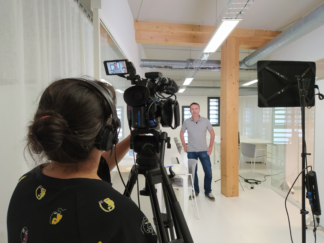 designresearchd's tweet photo. #journeesRechercheDesignEthique #designresearch Tournage ce mardi chez @yncrea_hdf #urbawood. Avec Christophe DEBOFFE fondateur de #NeoEco https://t.co/QJ9PZxSInX et le Pr Nor-Edine ABRIAK
@abriak1 @IMTLilleDouai : une intervention pour mieux comprendre les Eco-sédiments. https://t.co/Ztgy5rxMOA
