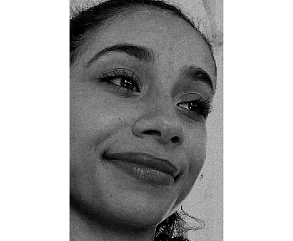 Kıvırcık saçlarımı  acmadan da elerim :)