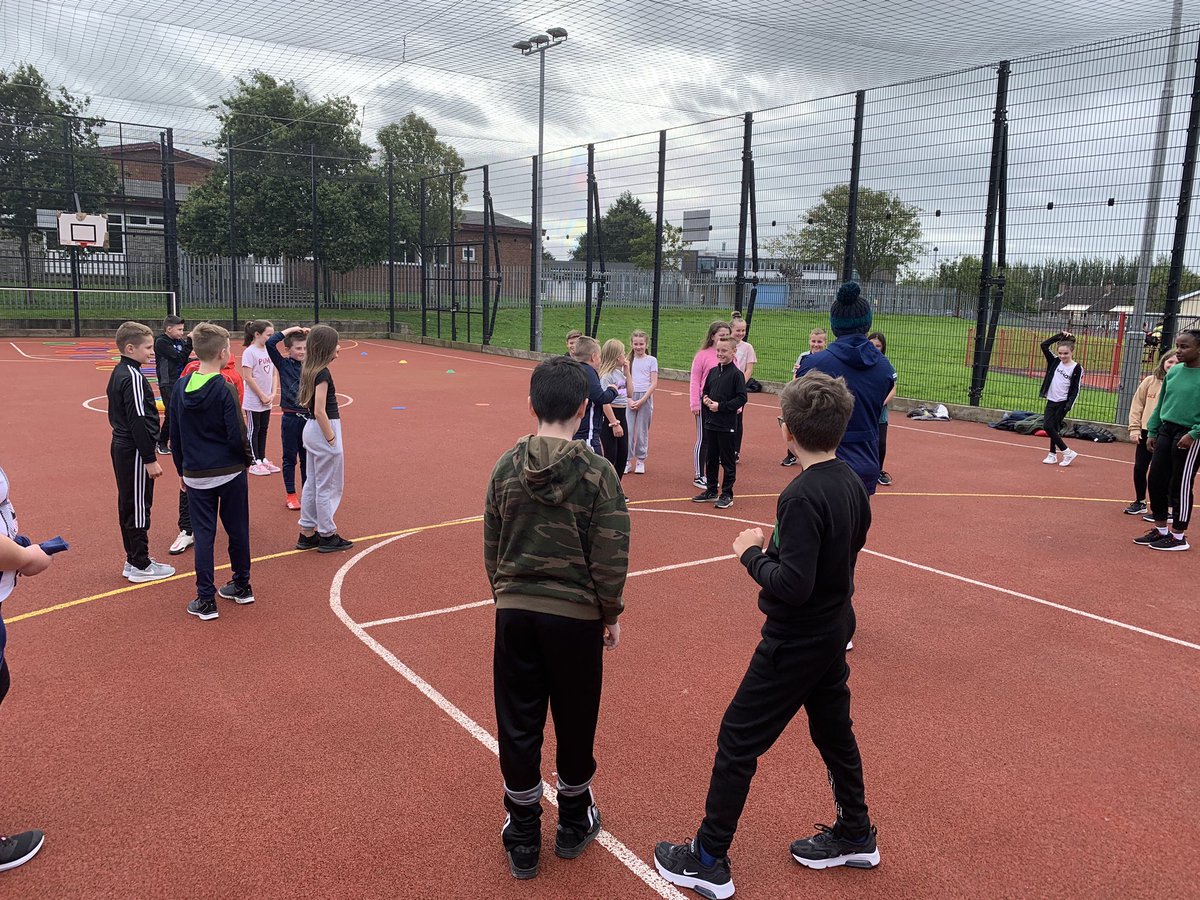MillburnSchool's tweet photo. We were delighted to welcome Coach Ronan from @OfficialIrishFA into Millburn PS today. These weekly sessions for our P5, P6 and P7 pupils will supplement our holistic PE programme! 💪🏼
@ETI_news
#millburnequalssuccess
#happychildren
#activekids https://t.co/jols0fJGdC