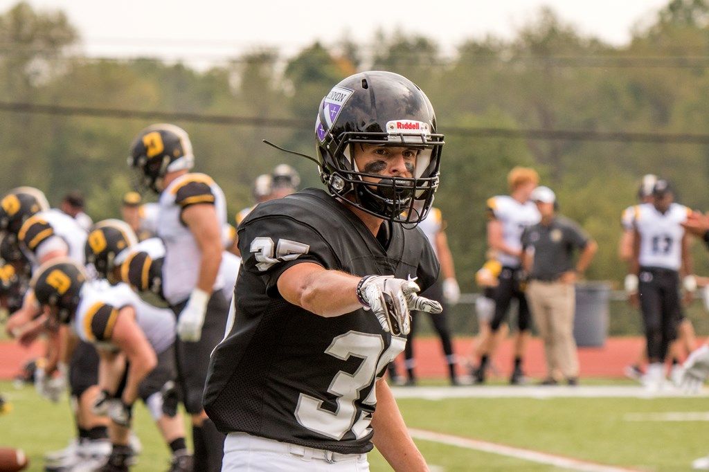 KenyonFootball's tweet photo. Rising sophomore CB Nathan Junk:
Favorite player: Jeff Okudah, Jalen Ramsey
Intended career path: Lawyer
Favorite NFL team: New York Jets
#WhyKenyon: World class academics combined with incredible people, coaches, and resources
#GoLords #NextOneWins https://t.co/T24givxSlh