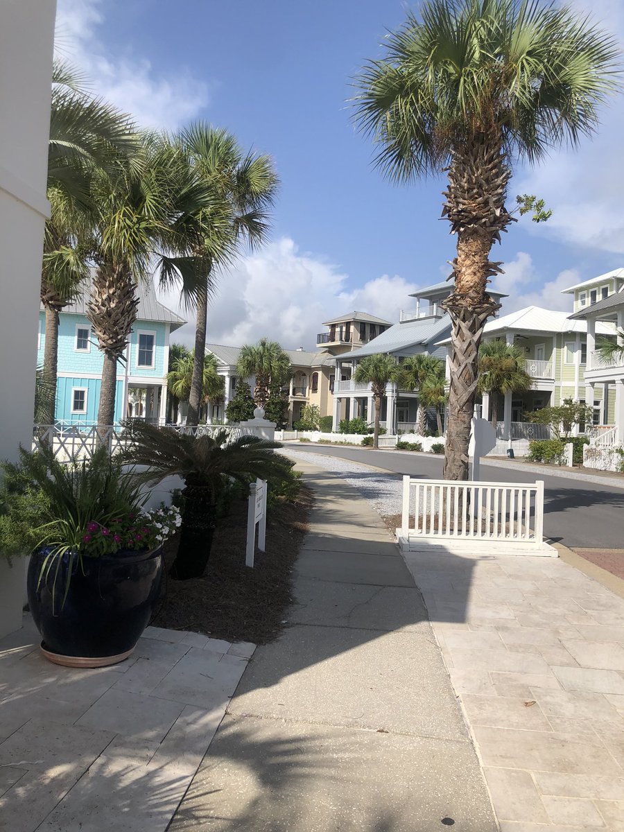 asteely40's tweet photo. Take me back!!!  I need more time!!! https://t.co/TPW4YwW6QQ