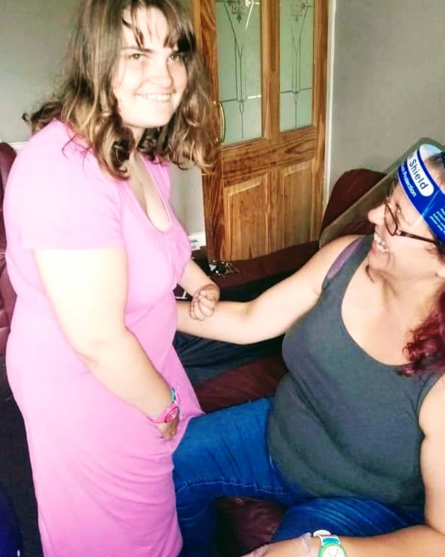 ConductorNeuro's tweet image. 🥳😂... super standing from Melissa this week 🥰👏 

#cerebralpalsy #activemovement #ability #abilitynotdisability #lifelonglearning #keepmoving